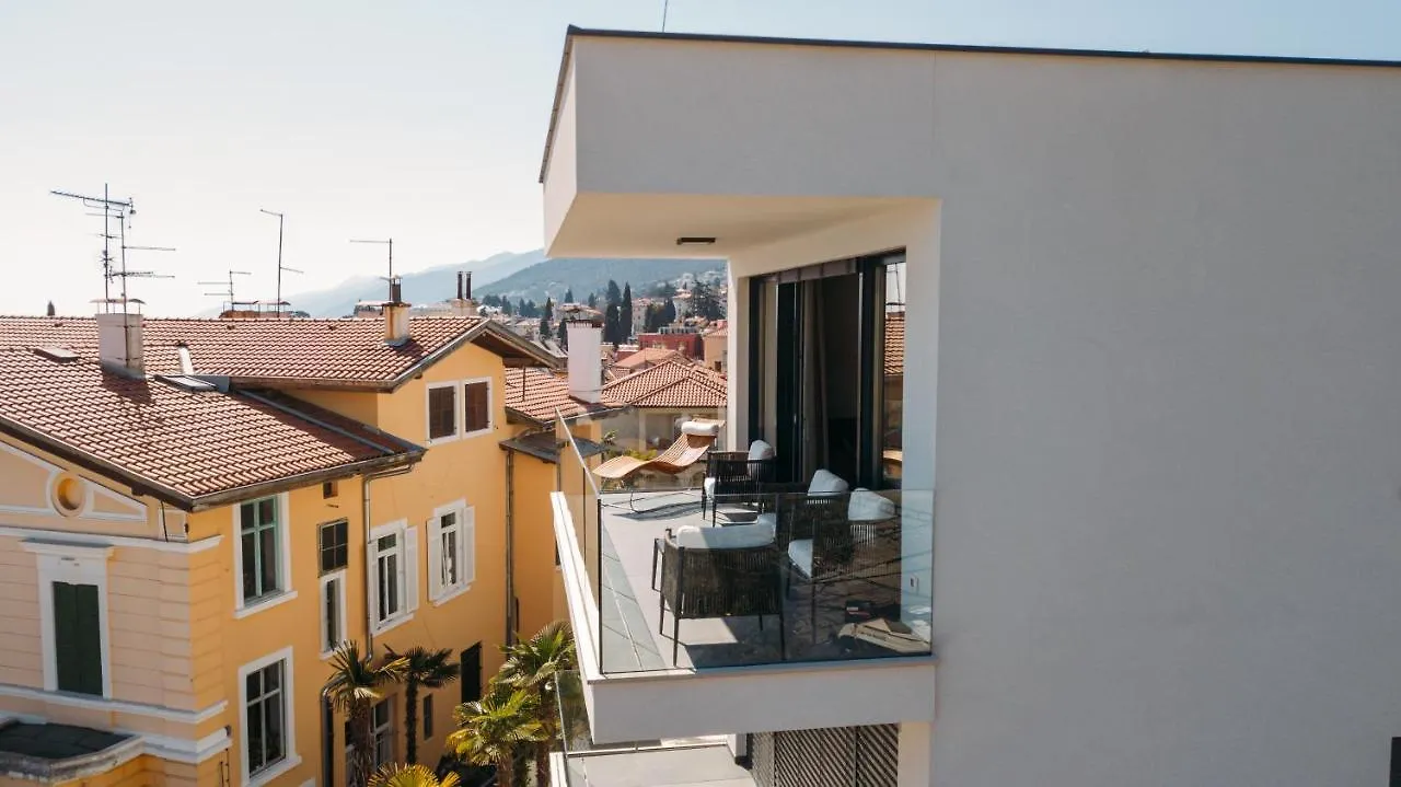 Luxury Apartment Iris Adriatica ***** 奥帕提亚