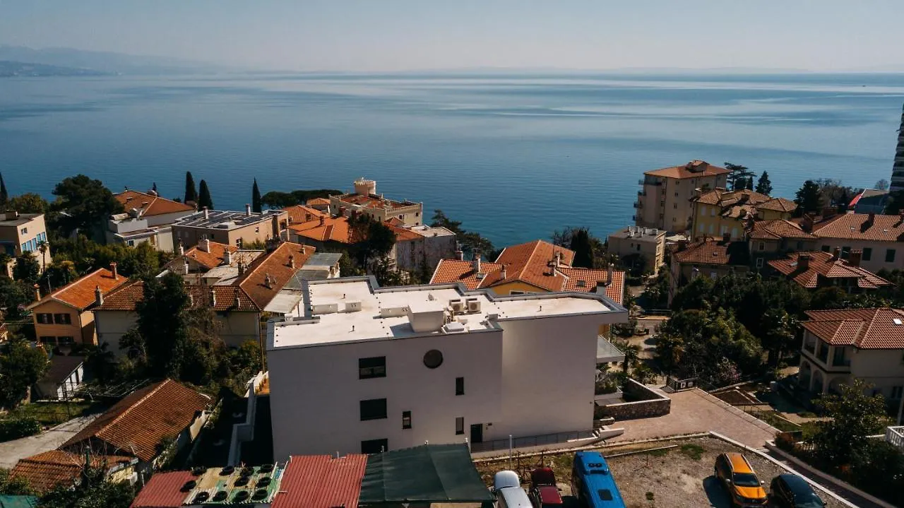 Luxury Apartment Iris Adriatica ***** 奥帕提亚