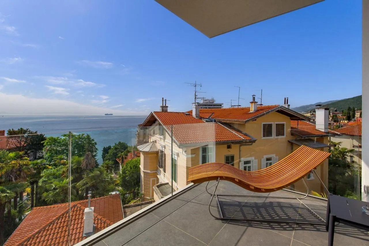 Luxury Apartment Iris Adriatica ***** 奥帕提亚 克罗地亚